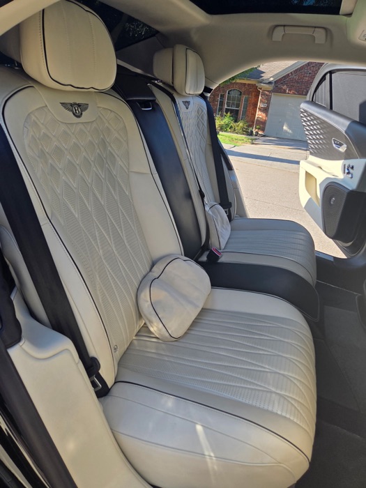 Bentley Flying Spur photo 6
